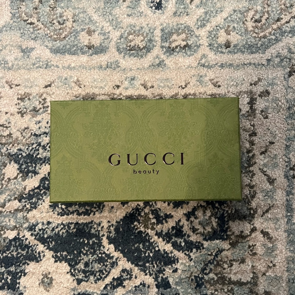 Gucci Beauty Perfume Empty Box only | 7.75”x4”